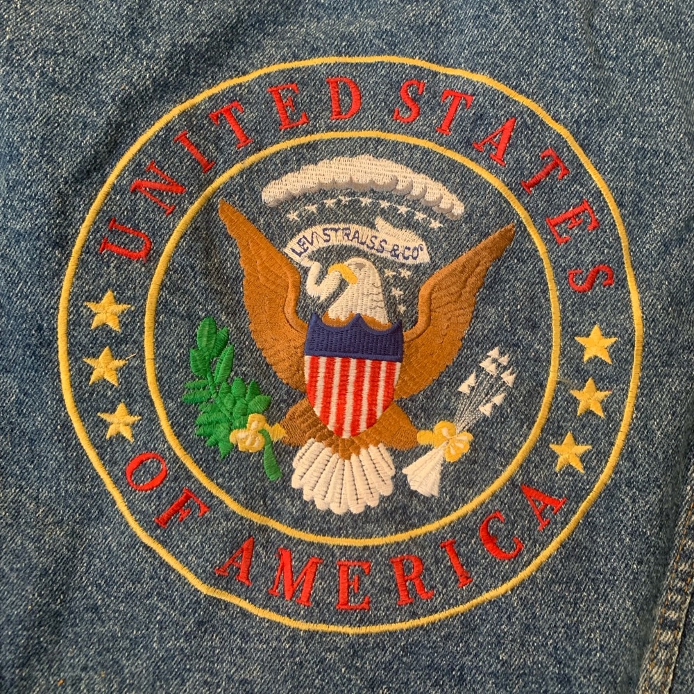 Vintage Levi Jean Jacket - Picture 3 of 5